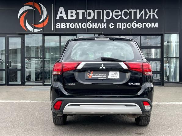 Mitsubishi Outlander III Рестайлинг 3 с пробегом 2019 года, цена 1 637 000 рублей, 308009 км, внедорожник, Автокод Объявления