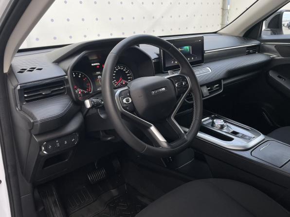 Haval Jolion I Рестайлинг с пробегом 2024 года, цена 2 070 000 рублей, 32010 км, внедорожник, Автокод Объявления