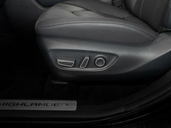 Toyota Highlander IV (XU70) с пробегом 2026 года, цена 5 249 000 рублей, 11 км, внедорожник, Автокод Объявления