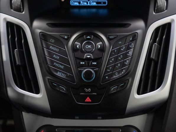 Ford Focus III с пробегом 2013 года, цена 979 000 рублей, 117081 км, седан, Автокод Объявления