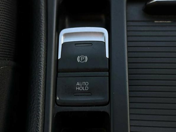 Volkswagen Golf VII с пробегом 2013 года, цена 1 050 000 рублей, 249657 км, хэтчбек, Автокод Объявления