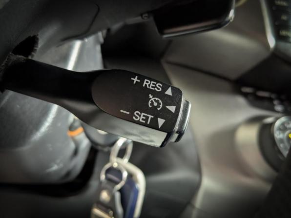 Toyota RAV4 III (XA30) Рестайлинг с пробегом 2012 года, цена 1 424 900 рублей, 213000 км, внедорожник, Автокод Объявления