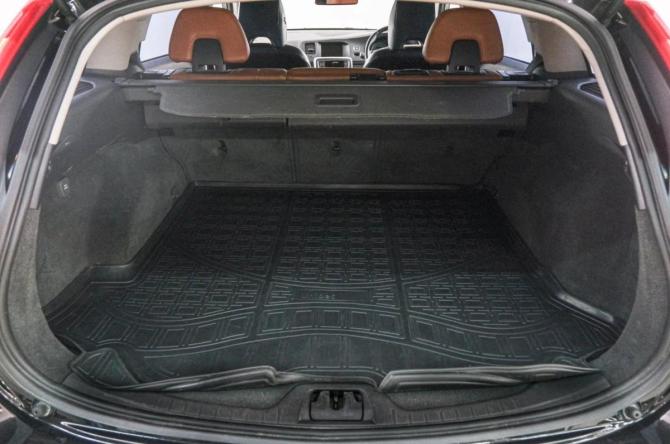 Volvo V60 I с пробегом 2012 года, цена 1 149 000 рублей, 94000 км, универсал, Автокод Объявления