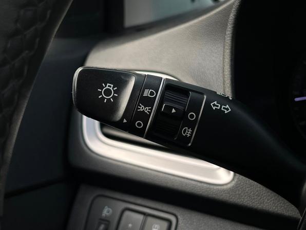 Hyundai Solaris II с пробегом 2019 года, цена 1 353 300 рублей, 128653 км, седан, Автокод Объявления