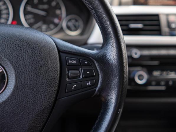 BMW 3 серии VI (F3x) Рестайлинг с пробегом 2015 года, цена 1 873 000 рублей, 227729 км, седан, Автокод Объявления