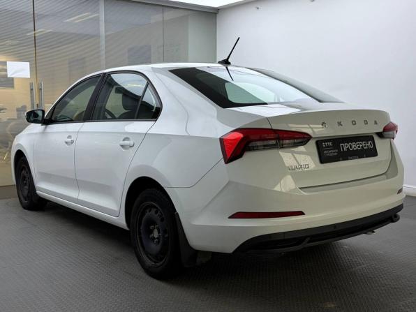 Skoda Rapid II с пробегом 2021 года, цена 1 450 000 рублей, 124811 км, лифтбек, Автокод Объявления