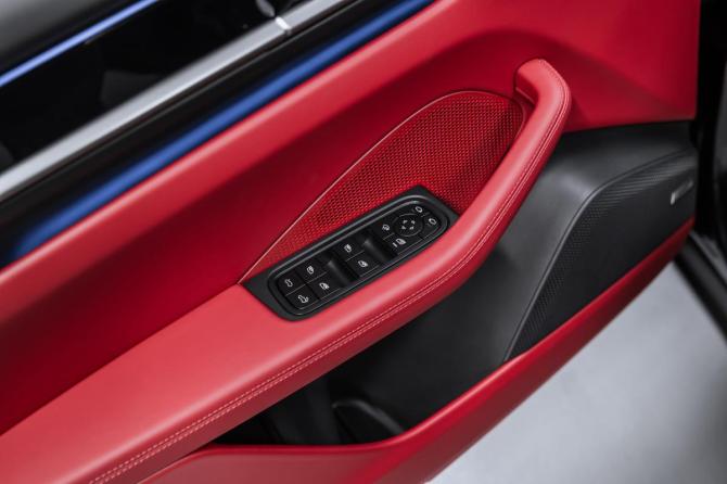 Новый Porsche Macan II 2025 года, цена 12 650 000 рублей, внедорожник, Автокод Объявления