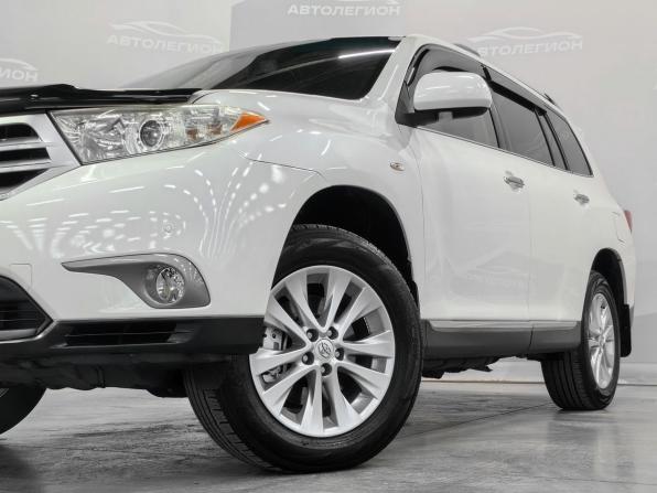 Toyota Highlander II (XU40) Рестайлинг с пробегом 2012 года, цена 2 350 000 рублей, 258480 км, внедорожник, Автокод Объявления