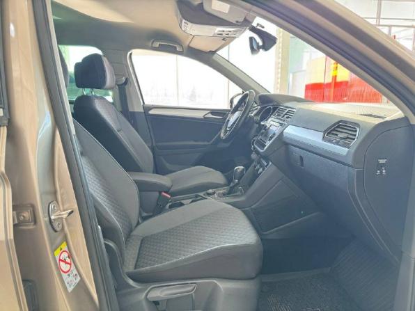Volkswagen Tiguan II с пробегом 2018 года, цена 2 650 000 рублей, 90622 км, внедорожник, Автокод Объявления