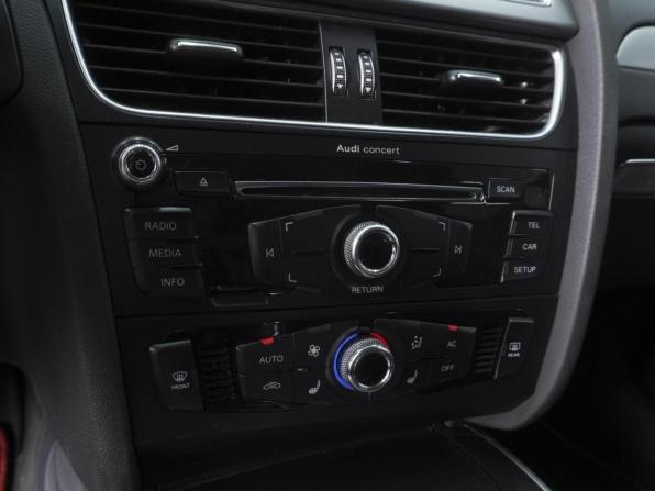 Audi A4 IV (B8) Рестайлинг с пробегом 2014 года, цена 1 240 000 рублей, 177704 км, седан, Автокод Объявления