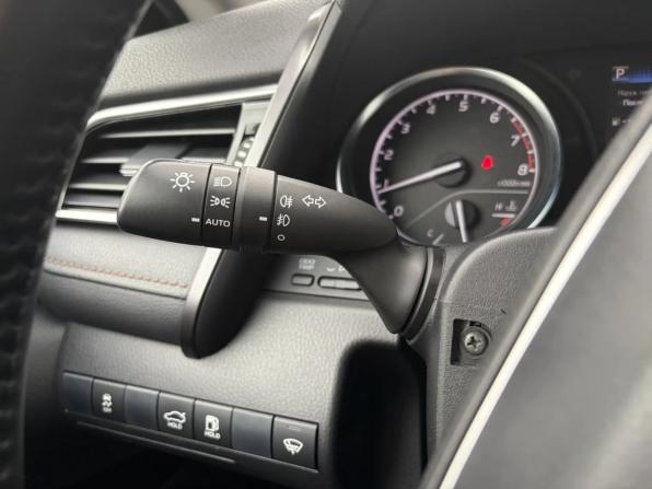 Toyota Camry VIII (XV70) с пробегом 2019 года, цена 2 510 000 рублей, 106898 км, седан, Автокод Объявления