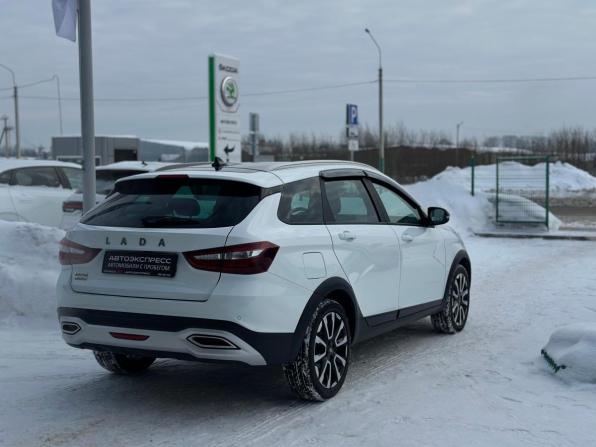 Lada (ВАЗ) Vesta I Рестайлинг (NG) с пробегом 2024 года, цена 2 020 000 рублей, 1008 км, седан, Автокод Объявления