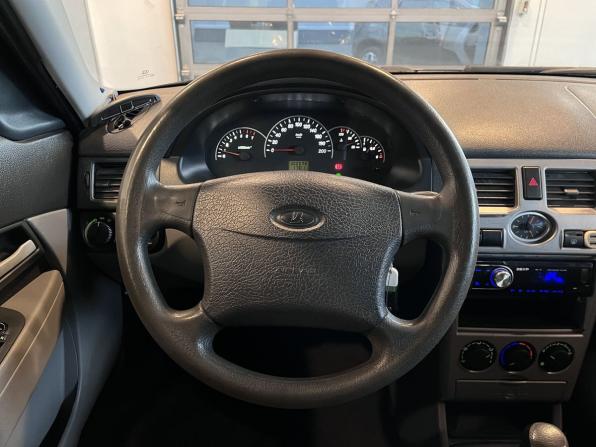 Lada (ВАЗ) Priora I с пробегом 2011 года, цена 245 000 рублей, 300097 км, седан, Автокод Объявления