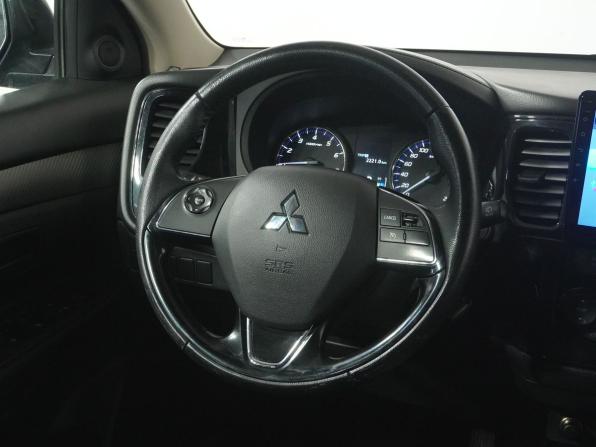 Mitsubishi Outlander III Рестайлинг 2 с пробегом 2018 года, цена 1 719 000 рублей, 167883 км, внедорожник, Автокод Объявления