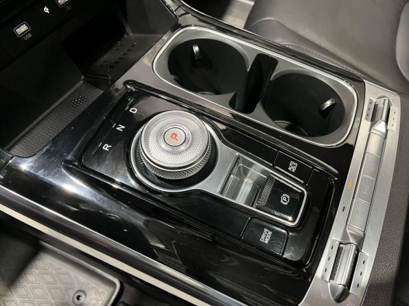 Kia Carnival IV с пробегом 2021 года, цена 4 097 000 рублей, 31620 км, минивэн, Автокод Объявления