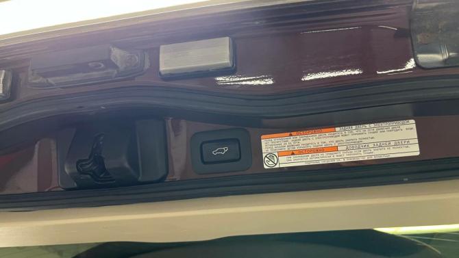 Toyota Land Cruiser 200 Series Рестайлинг 2 с пробегом 2018 года, цена 5 400 000 рублей, 245500 км, внедорожник, Автокод Объявления