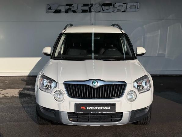 Skoda Yeti I с пробегом 2013 года, цена 879 000 рублей, 251864 км, внедорожник, Автокод Объявления