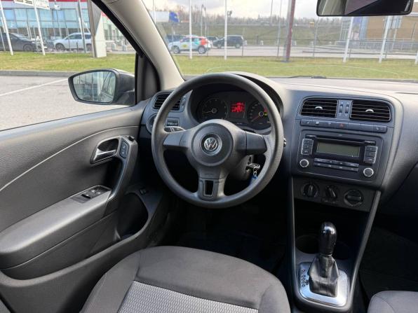 Volkswagen Polo V с пробегом 2011 года, цена 515 000 рублей, 240000 км, седан, Автокод Объявления