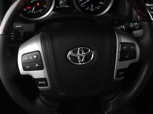 Toyota Land Cruiser 200 Series Рестайлинг 1 с пробегом 2012 года, цена 4 449 000 рублей, 217160 км, внедорожник, Автокод Объявления