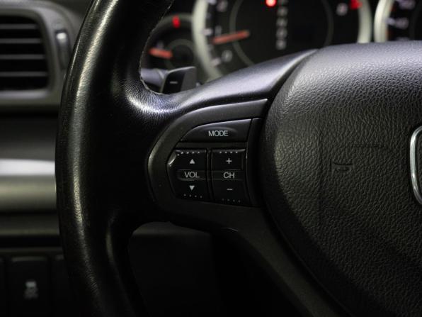 Honda Accord VIII Рестайлинг с пробегом 2012 года, цена 1 479 000 рублей, 202274 км, седан, Автокод Объявления