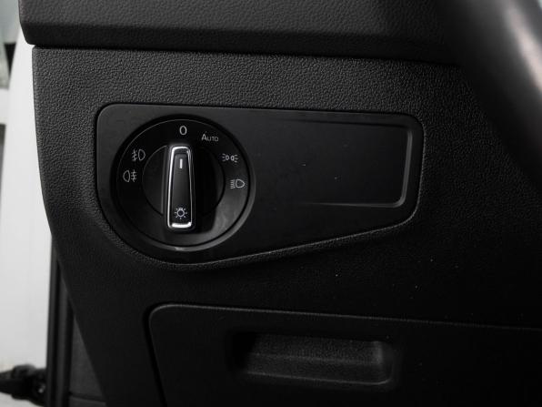 Volkswagen Tiguan II Рестайлинг с пробегом 2020 года, цена 2 850 000 рублей, 135875 км, внедорожник, Автокод Объявления
