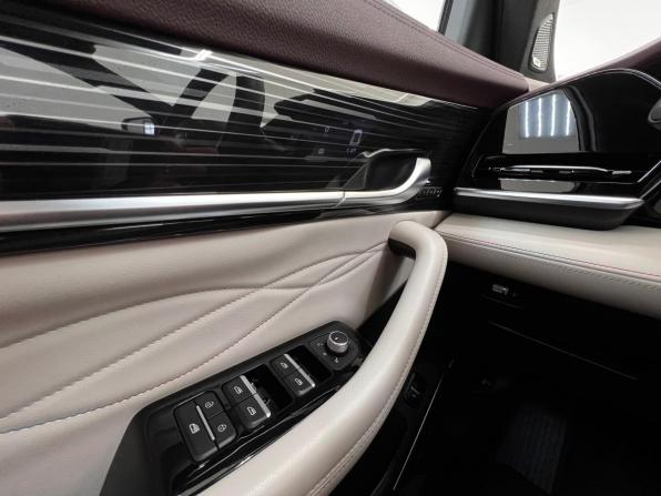 Geely Monjaro I с пробегом 2024 года, цена 3 490 000 рублей, 74047 км, внедорожник, Автокод Объявления
