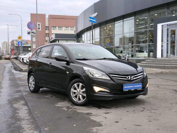 Hyundai Solaris I Рестайлинг с пробегом 2015 года, цена 820 000 рублей, 98300 км, хэтчбек, Автокод Объявления