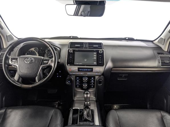 Toyota Land Cruiser Prado 150 Series Рестайлинг 2 с пробегом 2018 года, цена 4 370 000 рублей, 238427 км, внедорожник, Автокод Объявления