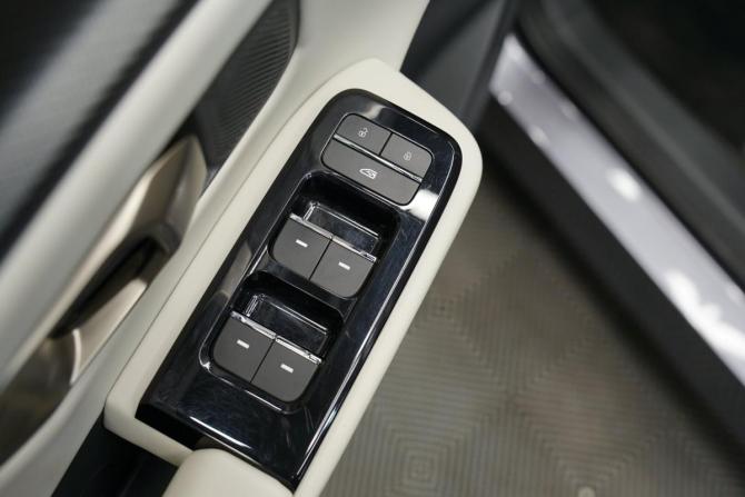 JETOUR DASHING I с пробегом 2023 года, цена 2 089 016 рублей, 33000 км, внедорожник, Автокод Объявления