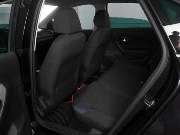 Volkswagen Polo V Рестайлинг с пробегом 2019 года, цена 1 469 000 рублей, 125078 км, седан, Автокод Объявления