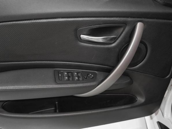 BMW 1 серии I (E81/E82/E87/E88) Рестайлинг с пробегом 2011 года, цена 745 000 рублей, 164650 км, хэтчбек, Автокод Объявления