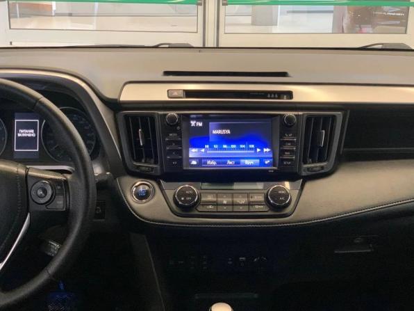 Toyota RAV4 IV (XA40) Рестайлинг с пробегом 2018 года, цена 2 200 000 рублей, 243474 км, внедорожник, Автокод Объявления