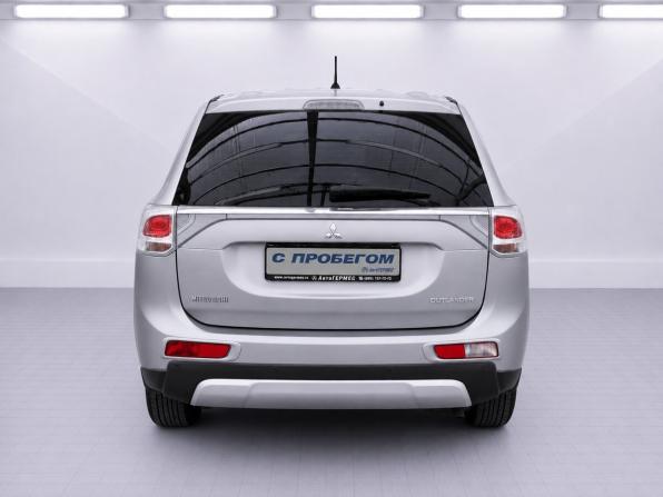 Mitsubishi Outlander III Рестайлинг с пробегом 2014 года, цена 1 350 000 рублей, 186797 км, внедорожник, Автокод Объявления