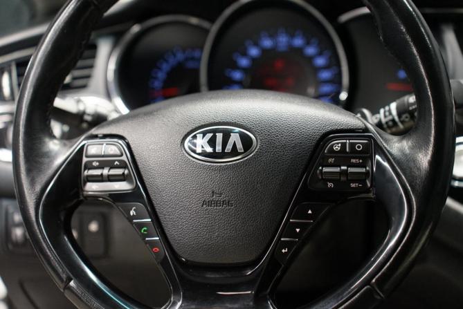 Kia Ceed II Рестайлинг с пробегом 2017 года, цена 1 640 000 рублей, 105000 км, универсал, Автокод Объявления