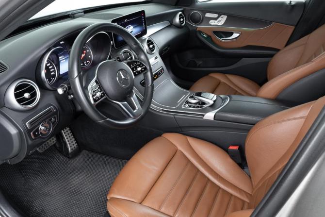 Mercedes-Benz C-Класс IV (W205) Рестайлинг с пробегом 2018 года, цена 3 059 000 рублей, 152000 км, седан, Автокод Объявления