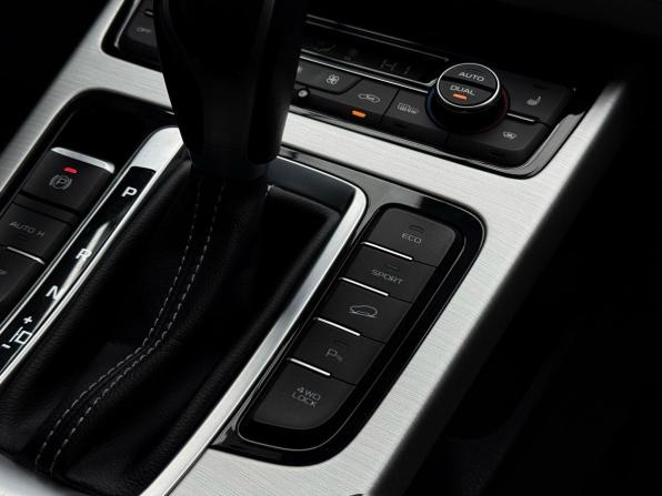 Geely Atlas I с пробегом 2021 года, цена 2 099 000 рублей, 44947 км, внедорожник, Автокод Объявления