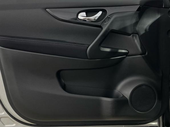 Nissan Qashqai II с пробегом 2015 года, цена 1 600 000 рублей, 122071 км, внедорожник, Автокод Объявления