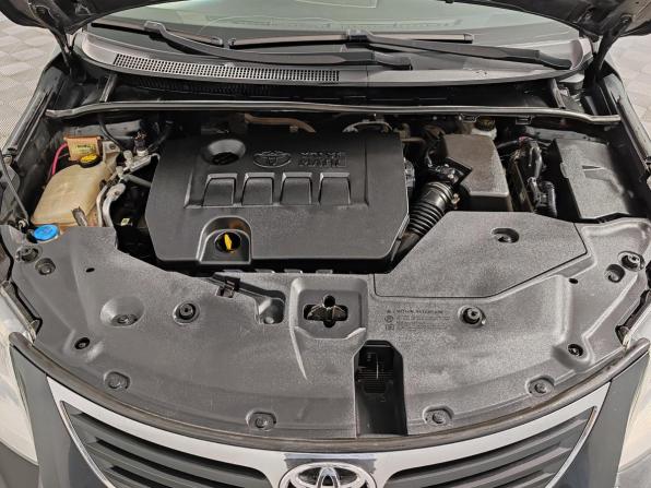 Toyota Avensis III с пробегом 2011 года, цена 1 035 000 рублей, 175542 км, седан, Автокод Объявления