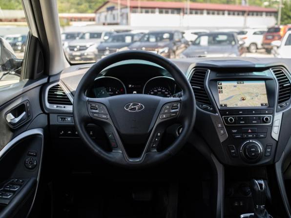 Hyundai Santa Fe III Рестайлинг с пробегом 2018 года, цена 2 749 000 рублей, 91308 км, внедорожник, Автокод Объявления