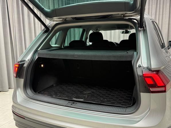Volkswagen Tiguan II с пробегом 2017 года, цена 2 199 000 рублей, 139440 км, внедорожник, Автокод Объявления