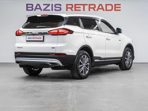 Geely Atlas Pro с пробегом 2022 года, цена 2 349 000 рублей, 77112 км, внедорожник, Автокод Объявления