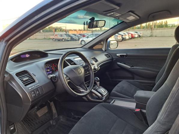 Honda Civic VIII с пробегом 2009 года, цена 630 000 рублей, 255401 км, седан, Автокод Объявления