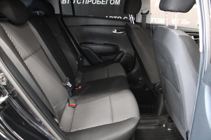 Kia Rio IV с пробегом 2018 года, цена 1 455 000 рублей, 117000 км, хэтчбек, Автокод Объявления