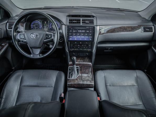 Toyota Camry VII (XV50) Рестайлинг 2 с пробегом 2017 года, цена 2 395 000 рублей, 124930 км, седан, Автокод Объявления
