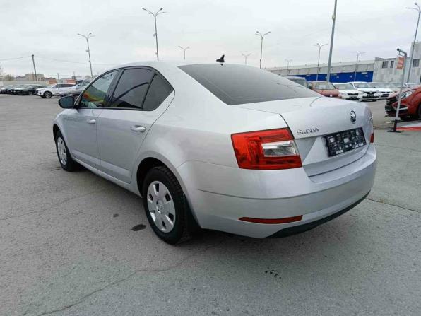 Skoda Octavia III (A7) Рестайлинг с пробегом 2018 года, цена 1 569 995 рублей, 102112 км, лифтбек, Автокод Объявления