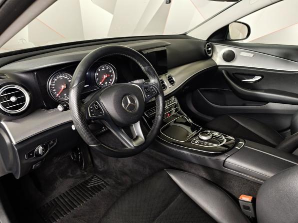 Mercedes-Benz E-Класс V (W213 S213 C238) с пробегом 2017 года, цена 2 495 000 рублей, 120836 км, седан, Автокод Объявления