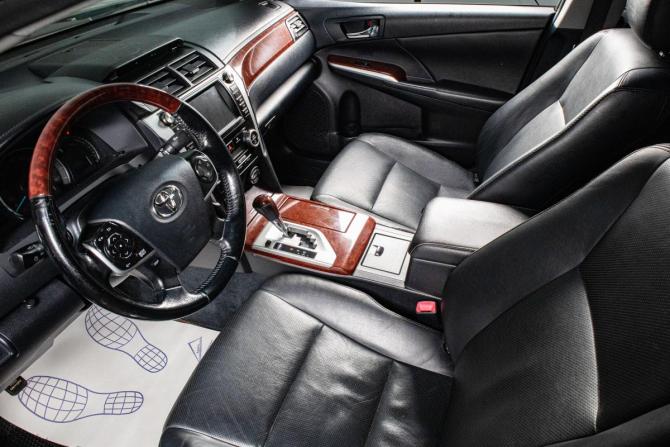 Toyota Camry VII (XV50) с пробегом 2012 года, цена 1 569 000 рублей, 351000 км, седан, Автокод Объявления