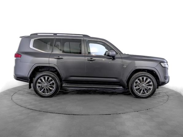 Toyota Land Cruiser 300 Series с пробегом 2022 года, цена 10 600 000 рублей, 38237 км, внедорожник, Автокод Объявления