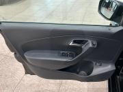 Volkswagen Polo V Санкт-Петербург  - изображение 36