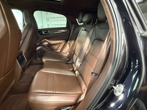 Porsche Cayenne III с пробегом 2021 года, цена 9 285 000 рублей, 65000 км, внедорожник, Автокод Объявления